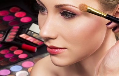 Step by Step Guide to Apply Makeup in a Perfect Way
