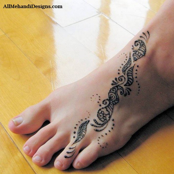 Henna Tattoo Designs Simple Henna Mehndi Designs Easy Henna Tattoos Ideas Henna Tattoo Designs Images Henna Tattoos Designs for Hands Creative Henna Tattoos Ideas Henna Mehndi Designs Photos Henna designs for foot and legs Henna designs for feet arabic 1000+ Simple Henna Tattoo Designs Ideas - Easy Tattoos Art Get All Latest Simple Henna Tattoo Designs Ideas. These Easy Henna Tattoos Art Images are Very Beautiful, Unique and Attractive.